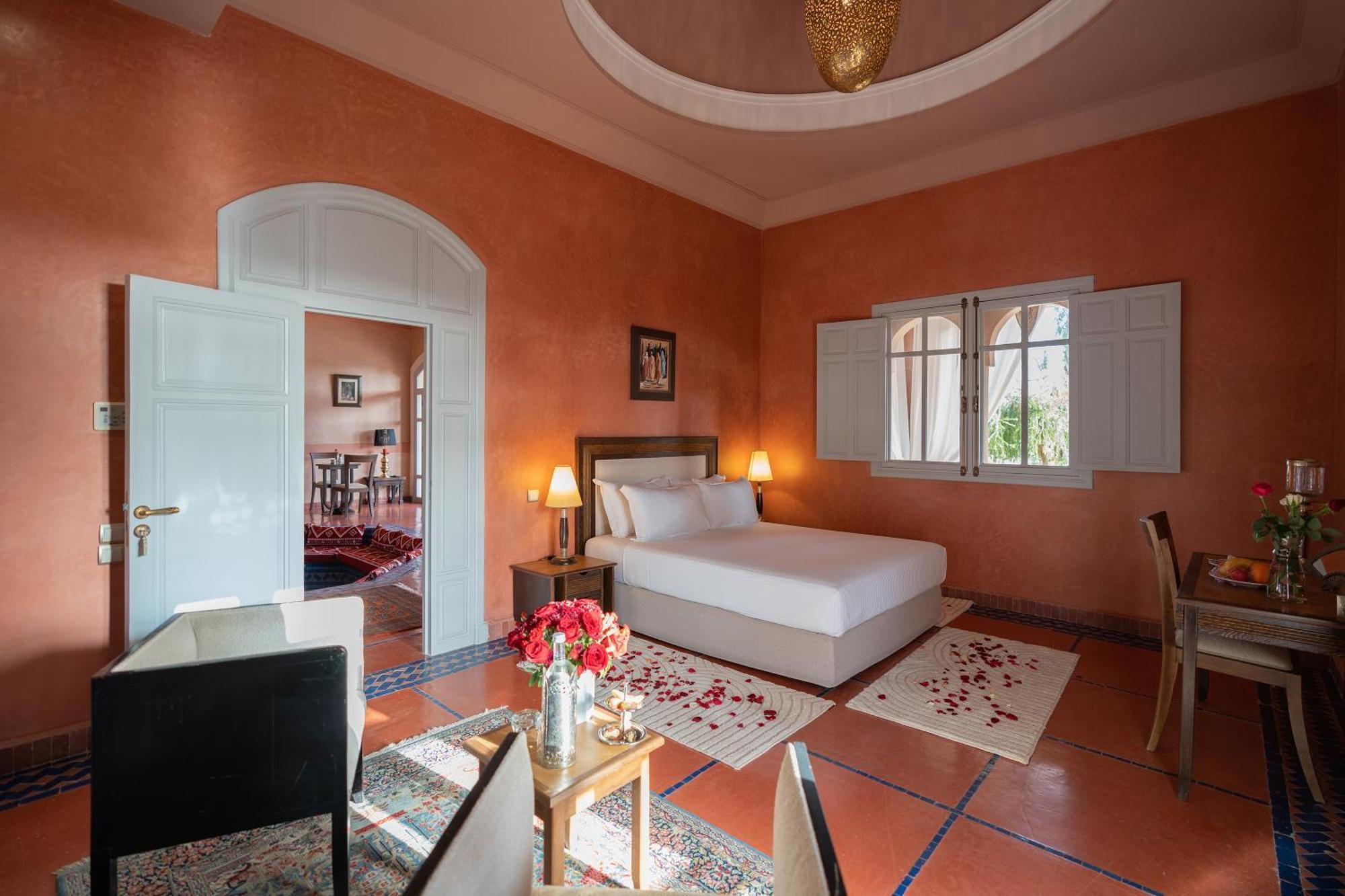 Hotel Palais Alcazar Ouled Jelal Exterior foto